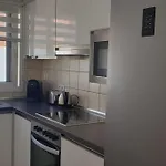 West Corner 칼레타데푸스테